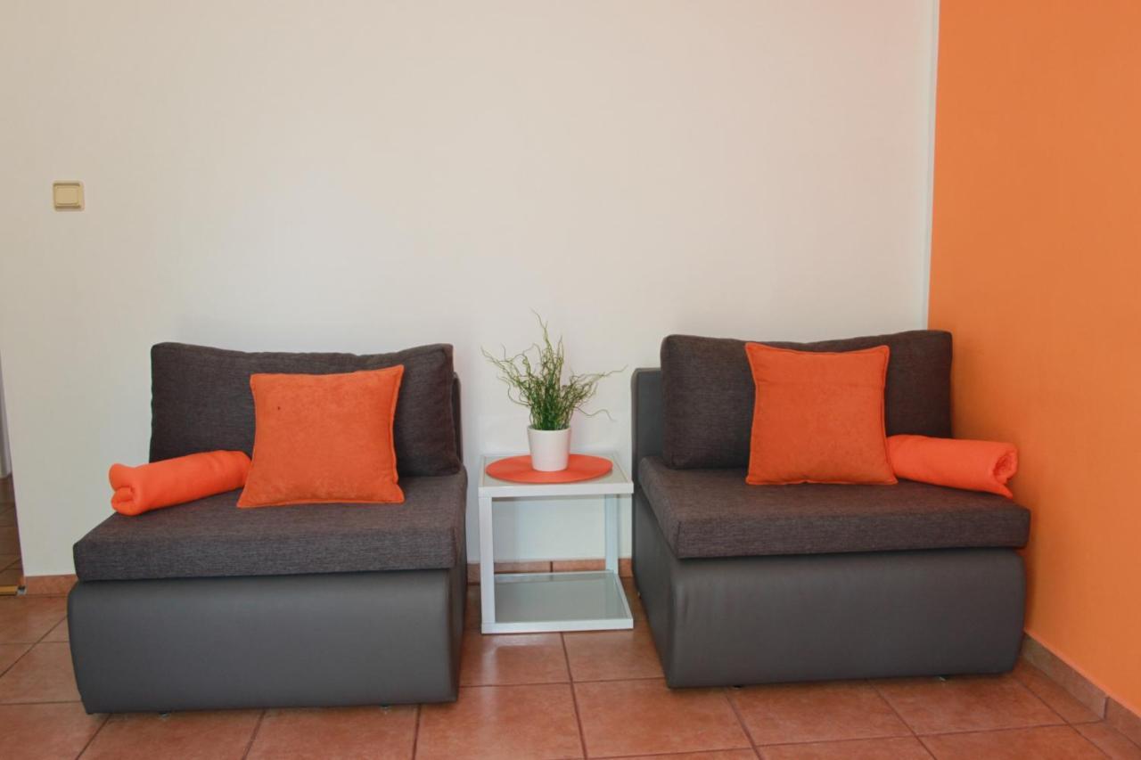 Apartmani Dienes نوفي فينودولسكي المظهر الخارجي الصورة